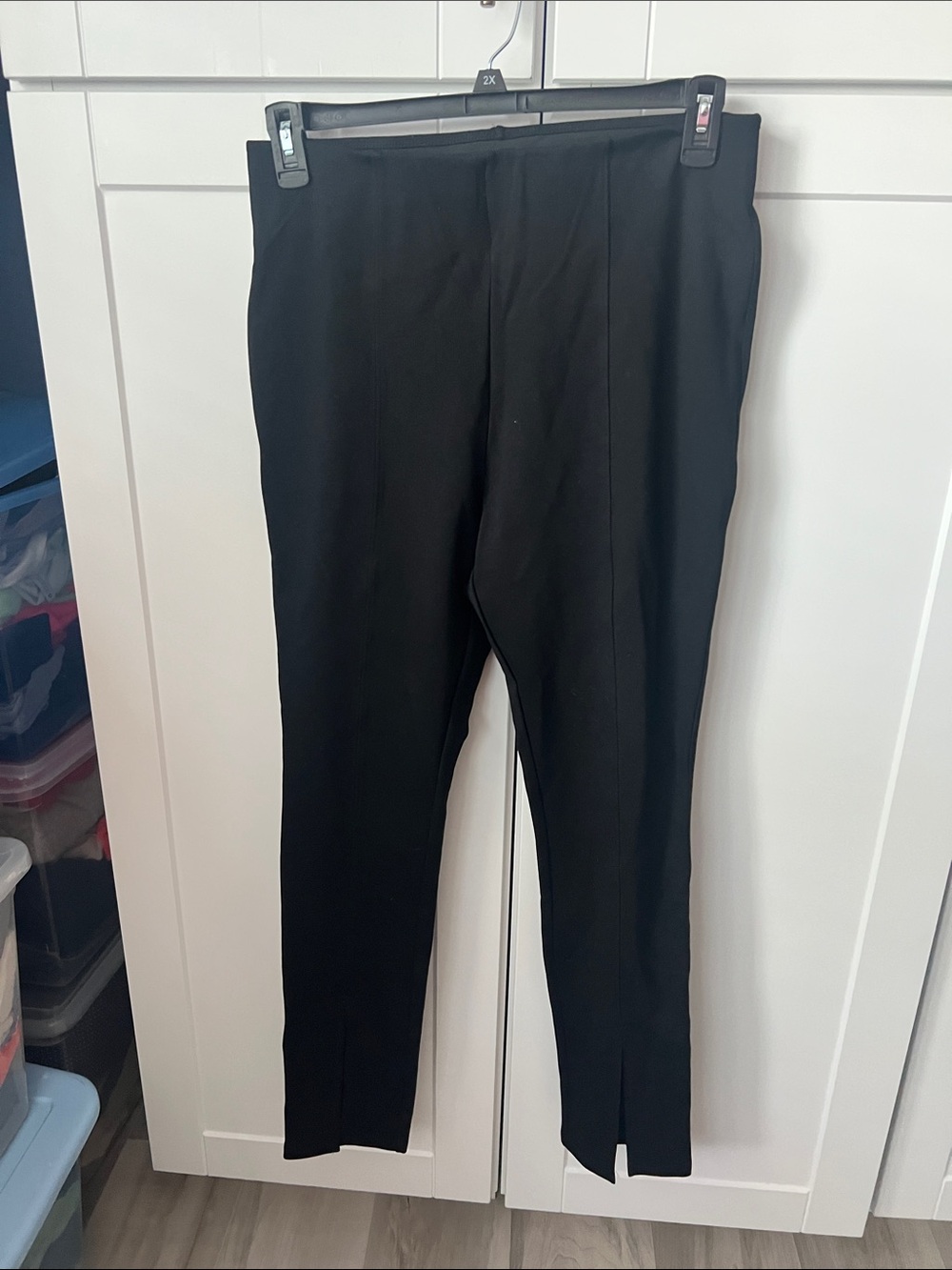 Old Navy Black Men's Dress Pants with Front Crease
